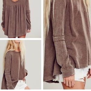 Free People High low sweatshirt